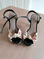 Tamaris Sandalen Sandaletten High Heels Größe 39 Niedersachsen - Bad Salzdetfurth Vorschau
