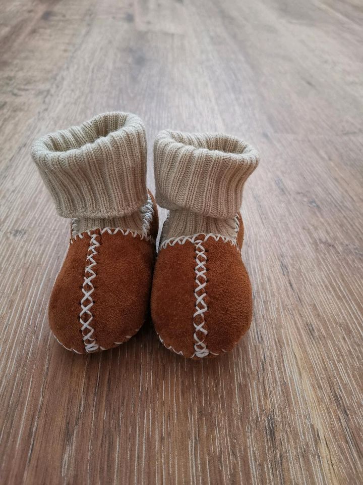 Lammfellschuhe Baby in Gehrde