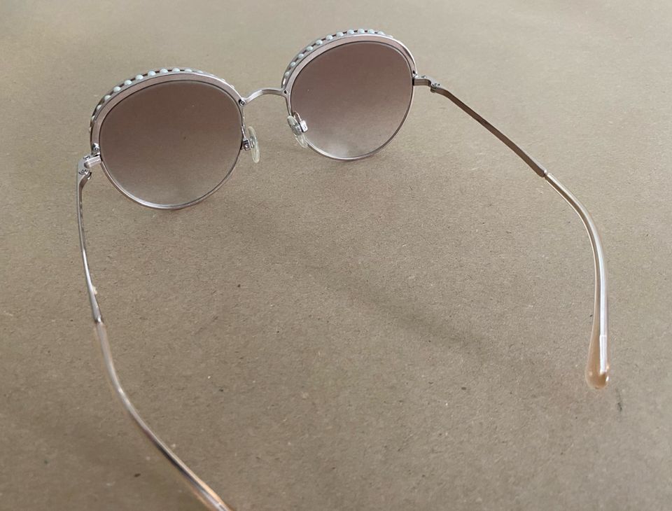 Original Chanel Sonnenbrille rund NEU in Berlin