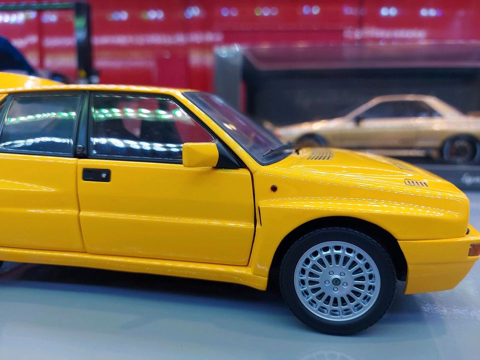 Lancia Delta HF Integrale 1:18 Kyosho in Wolfenbüttel