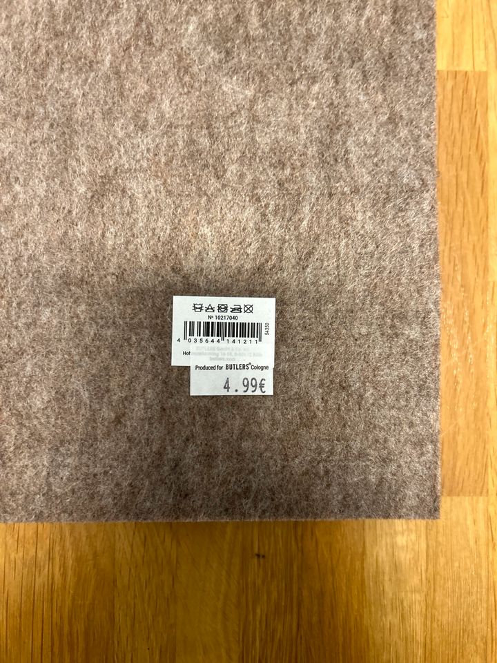 Tisch Sets aus Filz / braun beige / 5 Stück / NEU in Bonn