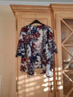 Cadrigan/Kimono weiß mit Blüten Rheinland-Pfalz - Pottum Vorschau