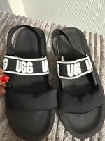 Super UGG Schuhe,Sandalen Gr.39 Nordrhein-Westfalen - Herford Vorschau