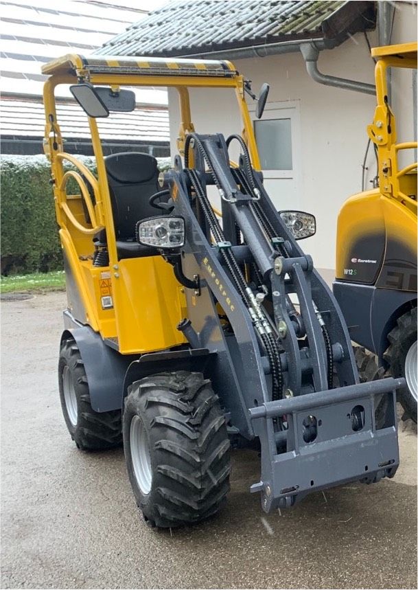 Eurotrac W11 Schutzdach Hoflader/Radlader in Achberg