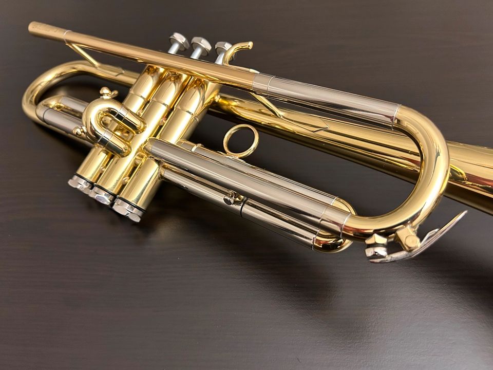 B Trompete Schilke HC1 S NEUWERTIG Trumpet Messingbecher in München