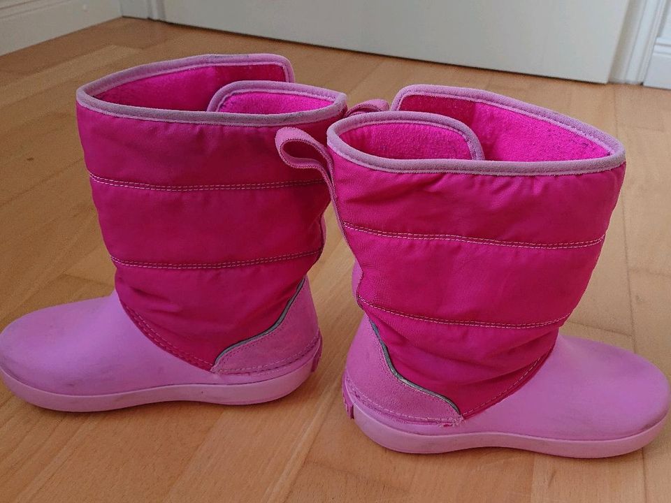 Crocs Mädchen Winterstiefel Gr.29/30,c12,pink,Lodgepoint,SnowBoot in Oldenburg