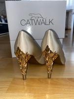 Elegante Pumps mit goldenem Absatz – Größe 38 – Catwalk Hessen - Langgöns Vorschau