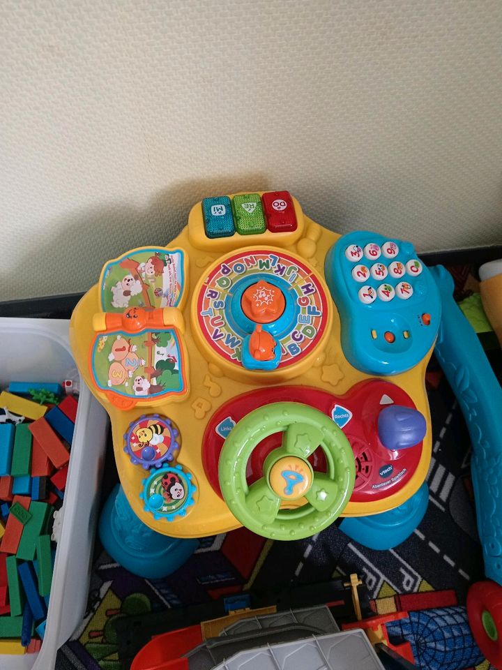 VTech Baby Abenteuer Spieltisch in Aachen