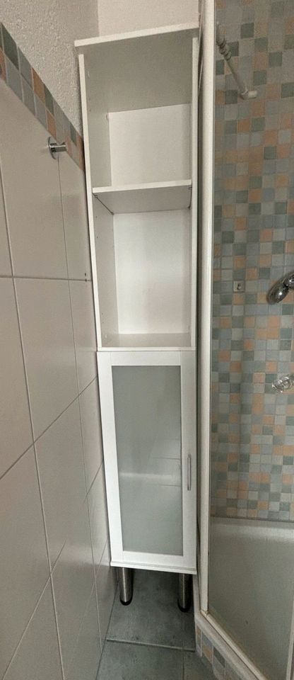 Badezimmer Hochschrank in Köln