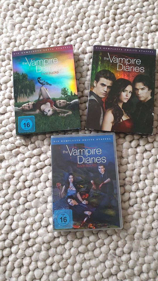 Vampire Diaries Staffel 1 2 3 DVD in Erfurt