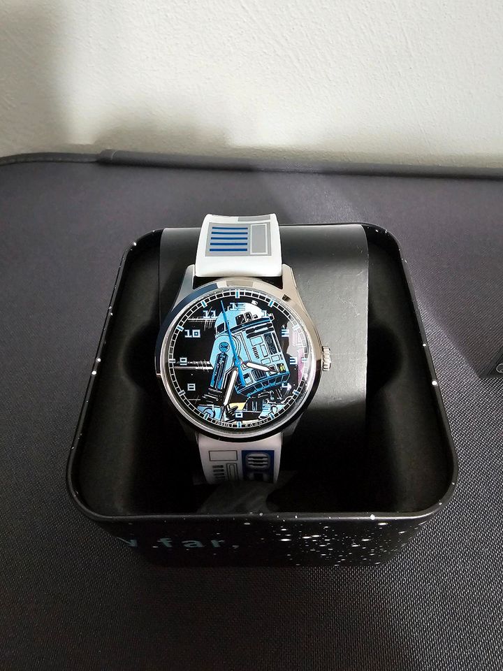 Star Wars x Fossil Uhr im R2D2 Design in Lampertheim
