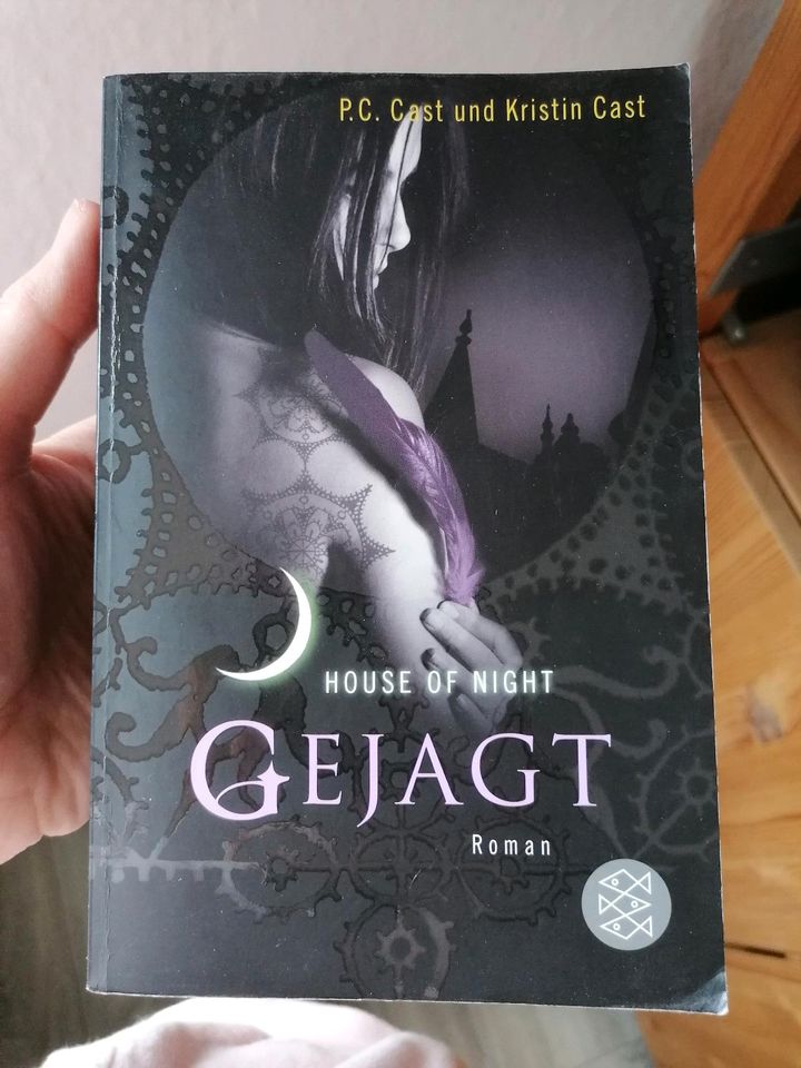 House of Night Buchreihe in Mommenheim