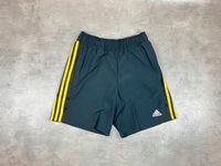 adidas Hit 3 Stripes Herren Shorts schwarz Größe S Rheinland-Pfalz - Landstuhl Vorschau