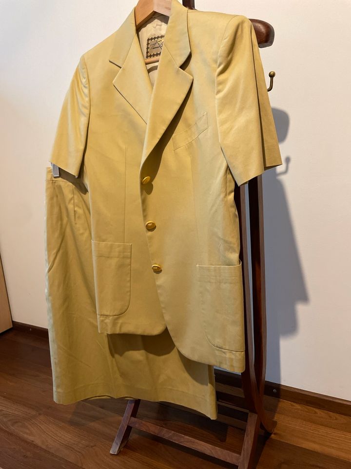 Damen Anzug vom Burberry in München
