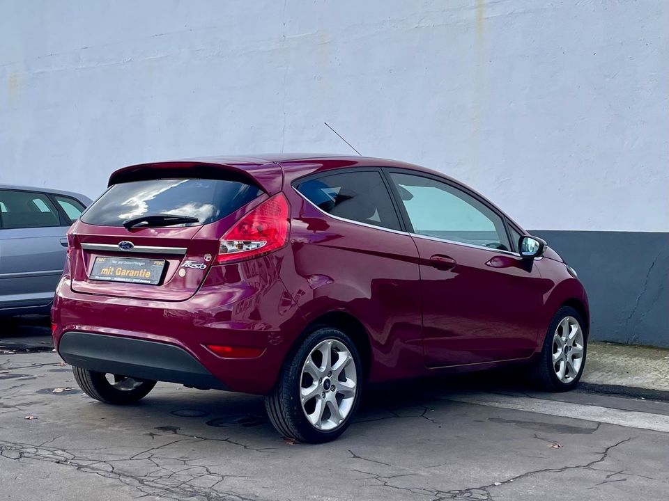 Ford Fiesta Titanium KLIMAAUTO. SHZ ALU in Hamburg