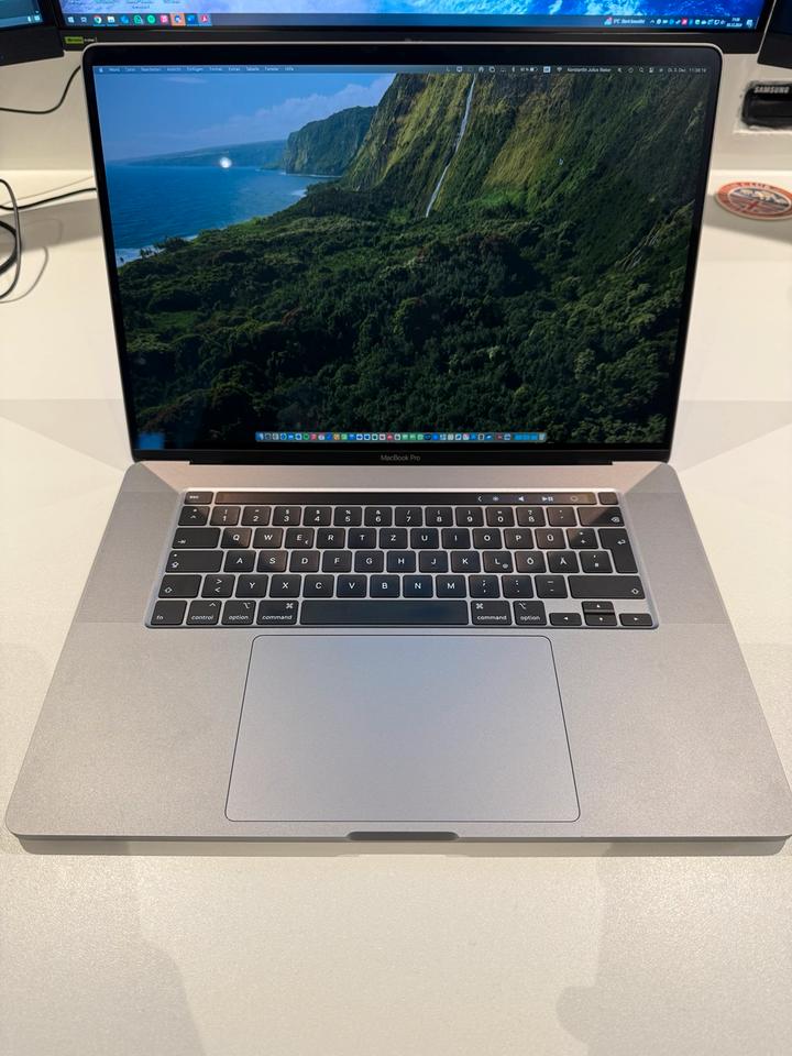 NEU! Apple MacBook Pro 2019 16" Intel i9 2.3 GHz, 16 GB RAM, 1TB in Dürnau
