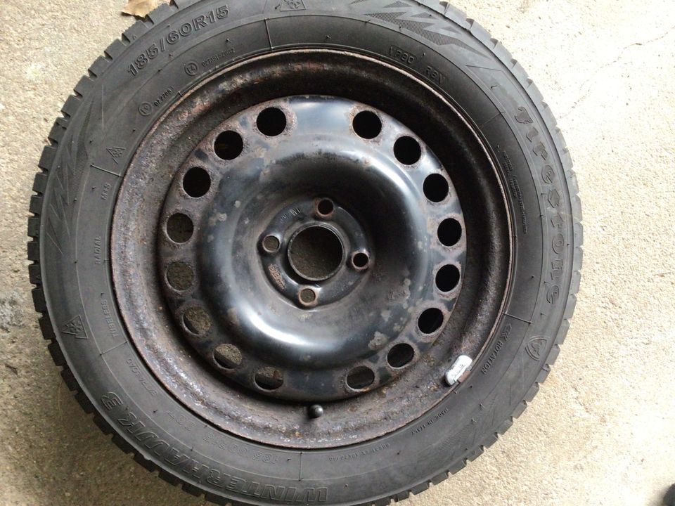 Winterreifen Firestone 185/60R15 in Kohlberg Oberpfalz