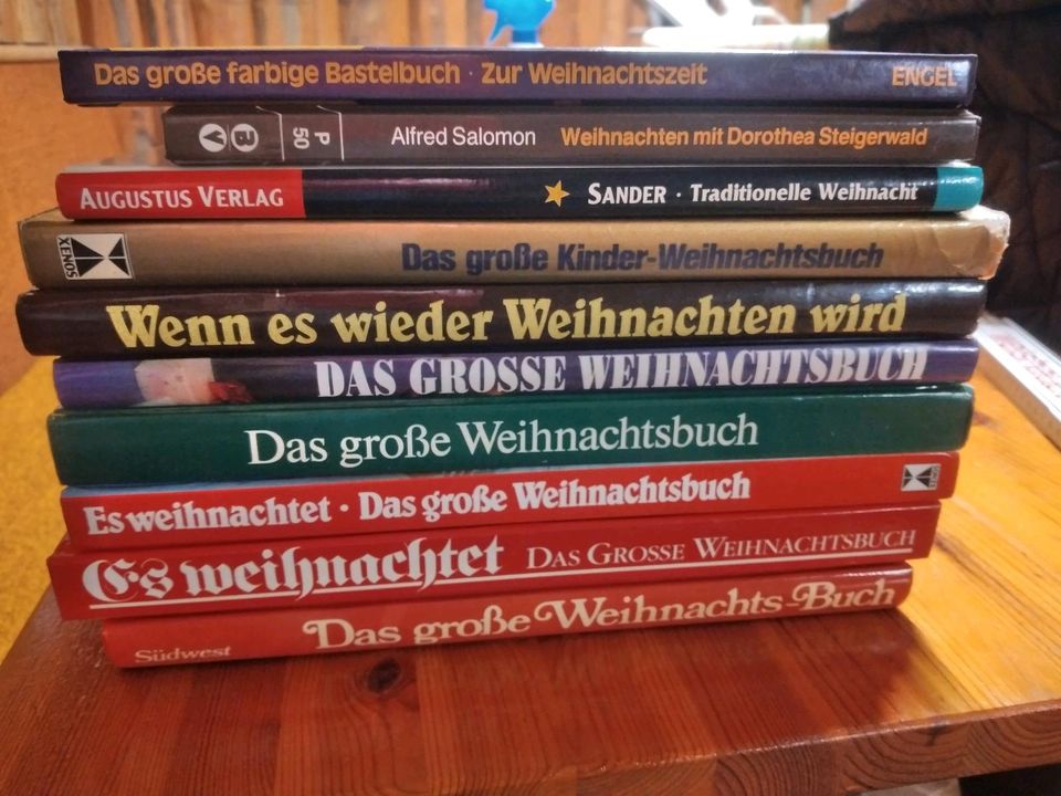 Weihnachten Bücher Set 1 in Dormagen