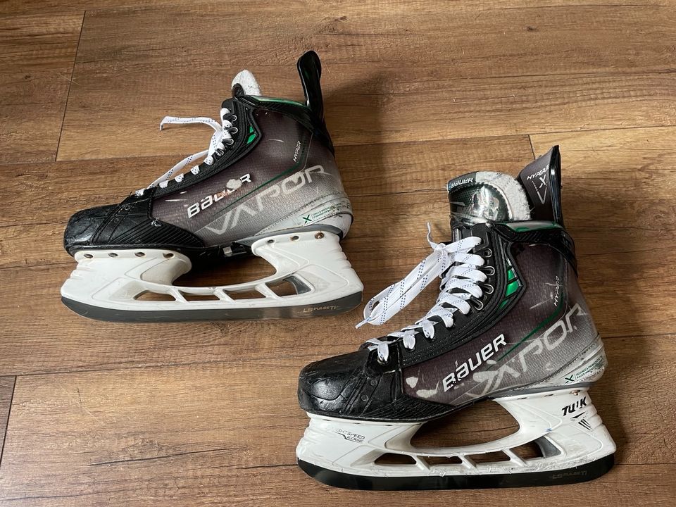 Bauer Hyperlite Eishockey Schlittschuhe 10 D 45,5 in Lampertheim