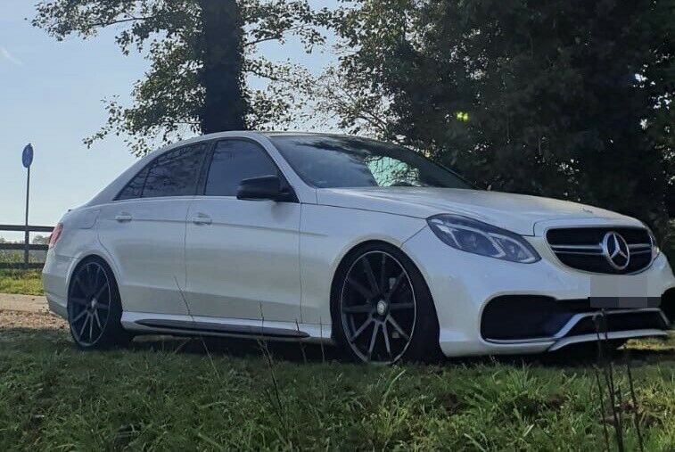 Seitenschweller für Mercedes E-Klasse W212 BJ 13-16 in Calden