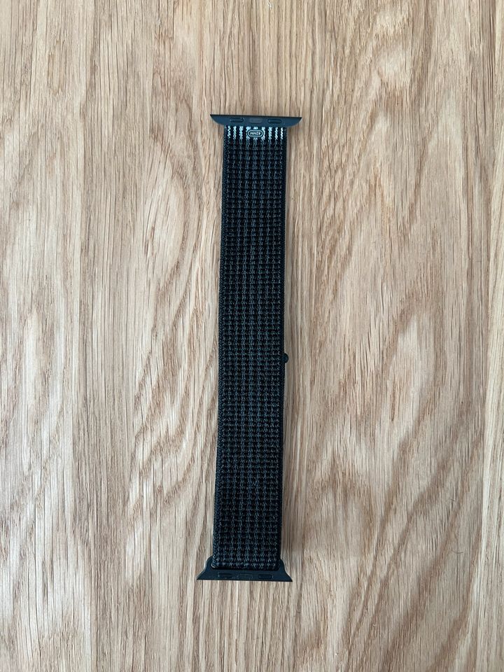 Originale Apple Watch Armbänder Sport Loop in Haan