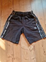 Adidas Shorts Sachsen-Anhalt - Nienburg (Saale) Vorschau