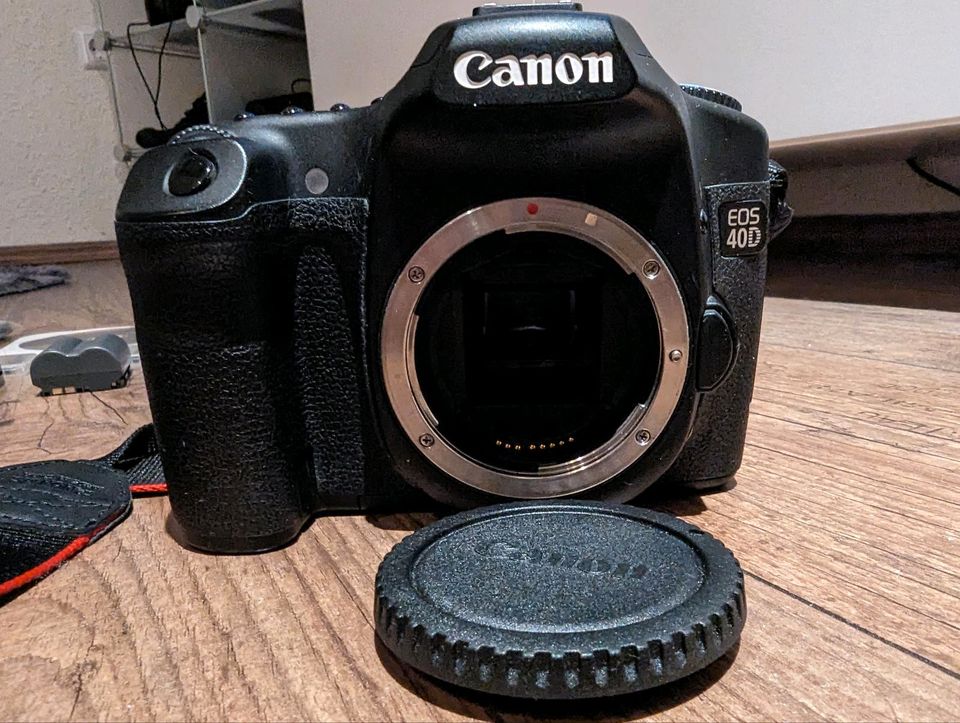 Canon EOS 40D | Spiegelreflexkamera | 50mm 1.8 | Starterpaket in Burbach