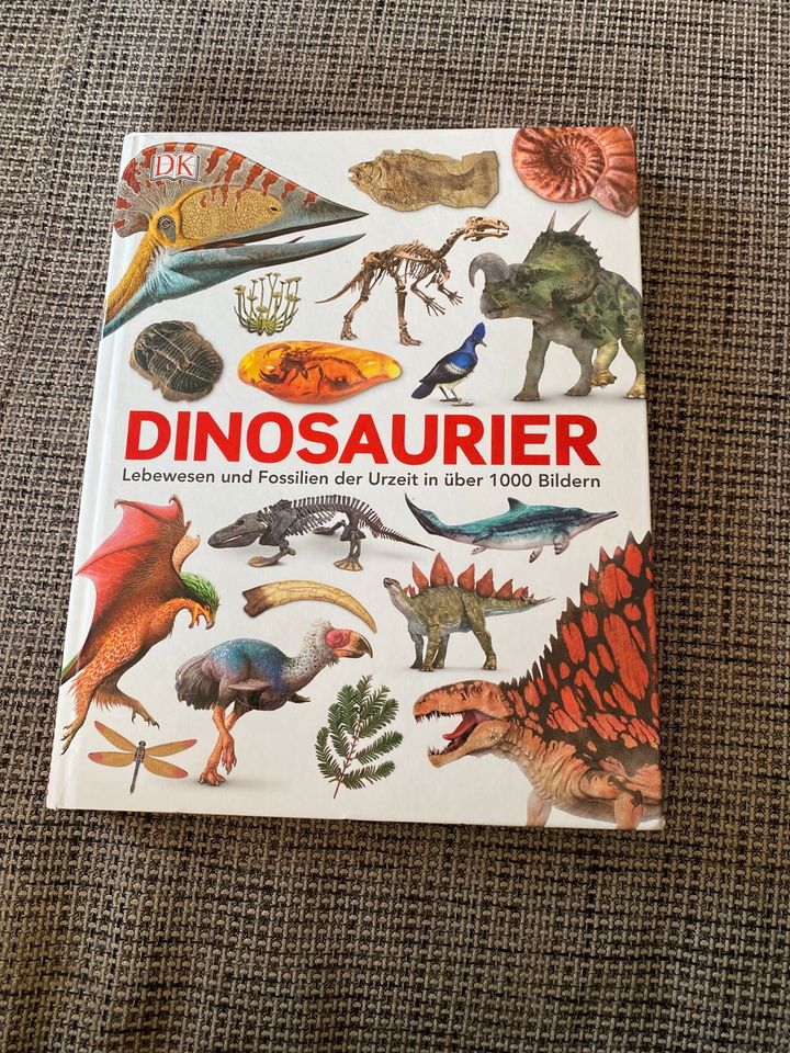 Buch Dinosaurier. Lebewesen und Fossilien der Urzeit in über 1000 in Dannstadt-Schauernheim