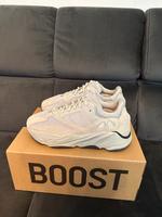 Yeezy Boost 700 Salt Bayern - Feucht Vorschau