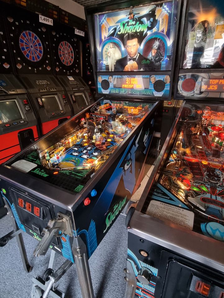 Flipper / Pinball Shadow - Bally in Weinheim