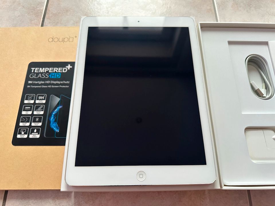 Apple iPad Air 16gb Silber Wi-Fi + Cellular OVP in Kassel