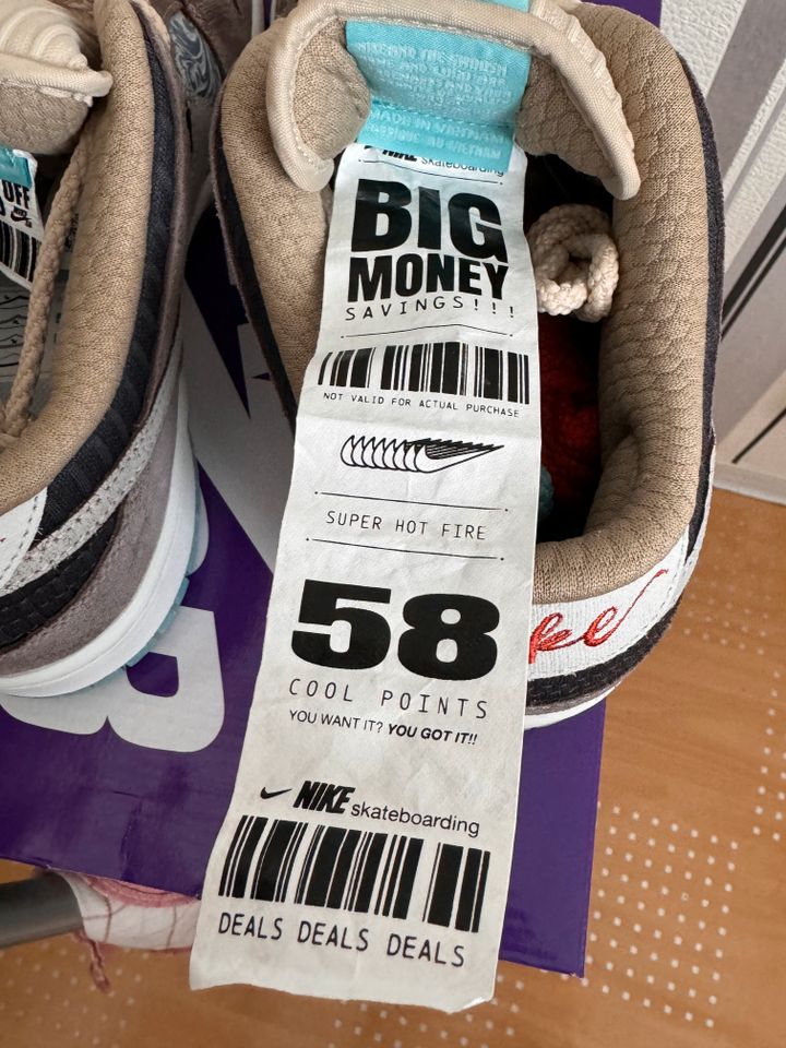 Nike SB Dunk Low - Big Money Savings - 44 in Kassel