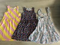 3 Kleider Kleid Sommerkleid Gr. 122 / 128 Strandkleid H&M Neu Nordrhein-Westfalen - Kerken Vorschau