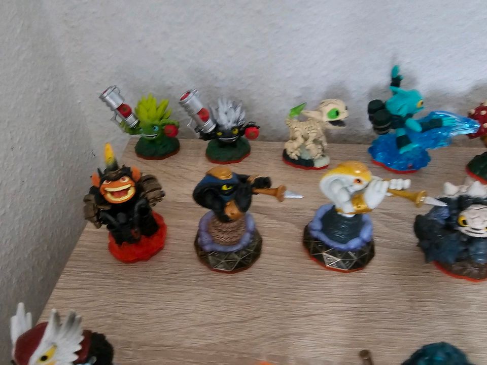 Skylanders Trap Team Figuren 3DS Nintendo Wii U PS4 PS3 Xbox One in Aachen