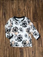 Schöne Bluse mit Blumen, Gr: 36, One Two Luxzuz Frankfurt am Main - Dornbusch Vorschau