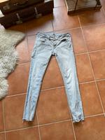 Tommy Damen Jeans Gr 31/32 hellblau Low Rise Skinny Niedersachsen - Hambühren Vorschau