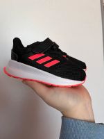 Adidas Turnschuhe Bayern - Pfaffing Vorschau