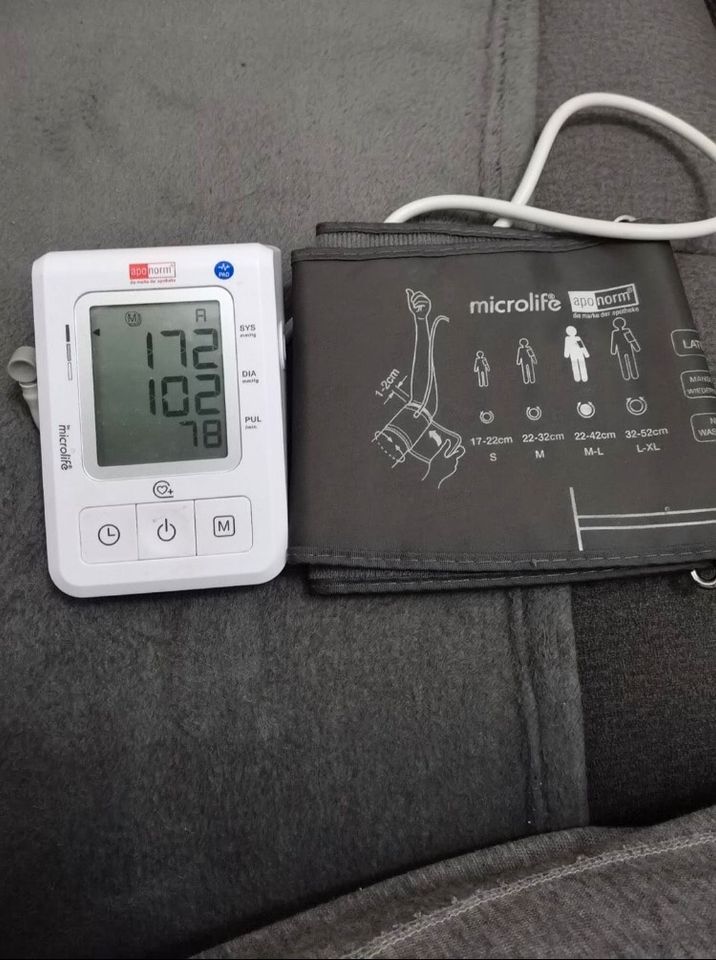 Microlife Blutdruck Messgerät in Essen