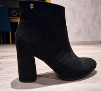 Boots S.Oliver, Gr. 38, schwarz, Velours Hessen - Söhrewald Vorschau