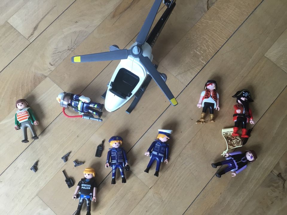 Playmobil-Polizei-Piraten-Ski-Iglu-Drei Könige in Stuttgart