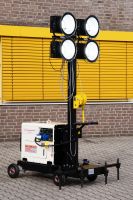 Mobiles Flutlicht 4x 300W Led mit Stromerzeuger 5,5kW 230V Nordrhein-Westfalen - Viersen Vorschau