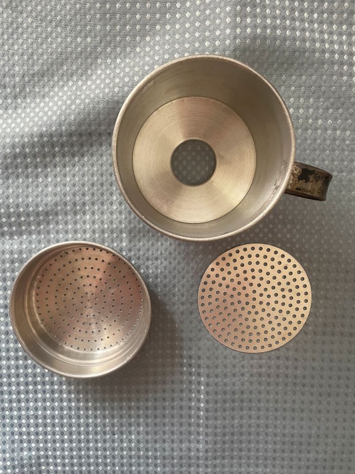 alter DDR  Kaffeefilter aus Aluminium in Borkwalde