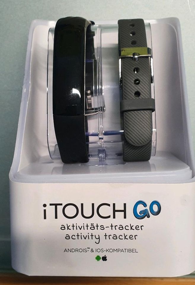 OVP iTouch Go Geschenk activity Tracker Smartwatch Wechsel-Armban in Günzburg