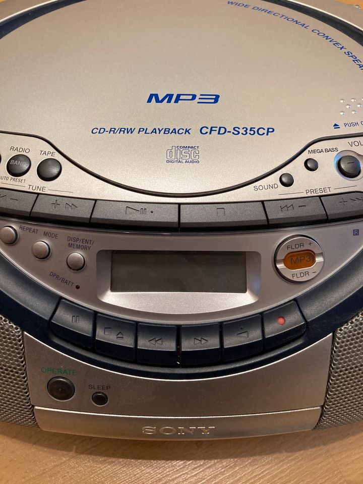 Sony CFD-S35CP Radiorecorder CD,MP3,Kasette in Garbsen