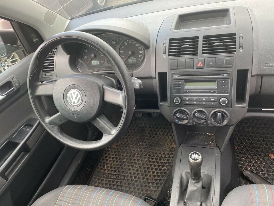 VW POLO 9N facelift 1.2 Ersatzteile Gebrauchtteile SCHLACHTFEST in