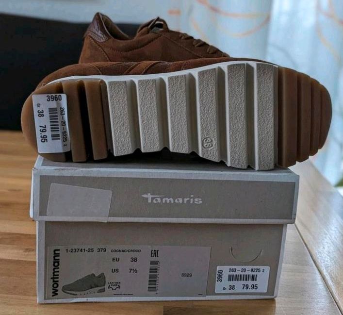Tamaris Sneaker braun 38 ungetragene Schnürschuhe in Rösrath