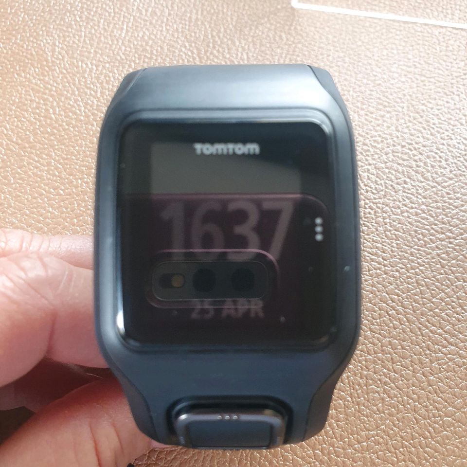 Tomtom Runner Cardio GPS Watch, Fitness in Holzkirch