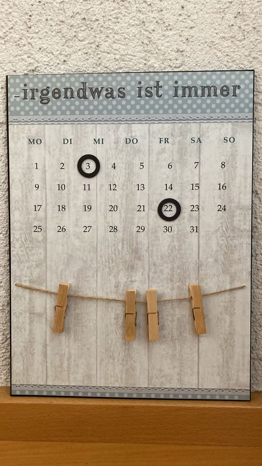 Metallschild/Kalender/Notizwand in Oberhausen-Rheinhausen