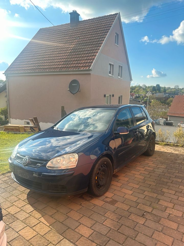 VW Golf 5 2.0 tdi in Thaleischweiler-Fröschen