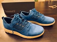 Timberland Juniors Wildleder Sneaker Gr. 39 NEU Boots Halbschuhe Bayern - Weißenburg in Bayern Vorschau